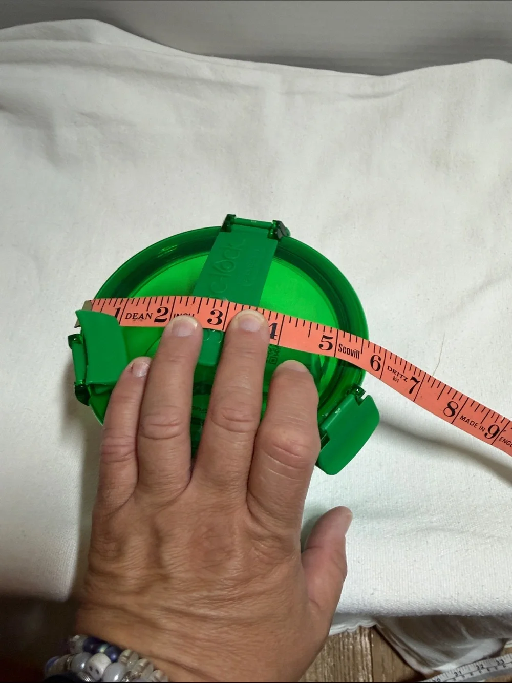 Guac-Lock Avocado Keeper - Green